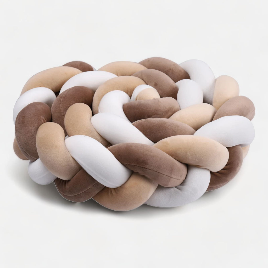 tresse de lit autour de bebe